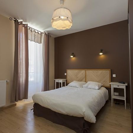 Hotel Des Alpes Le Bourg-dʼOisans 部屋 写真