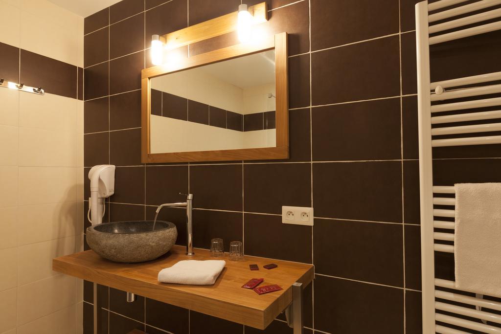 Hotel Des Alpes Le Bourg-dʼOisans 部屋 写真