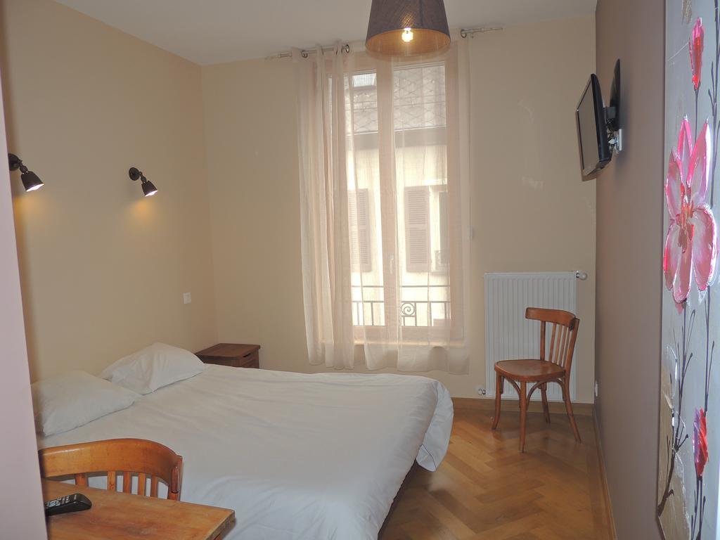 Hotel Des Alpes Le Bourg-dʼOisans 部屋 写真