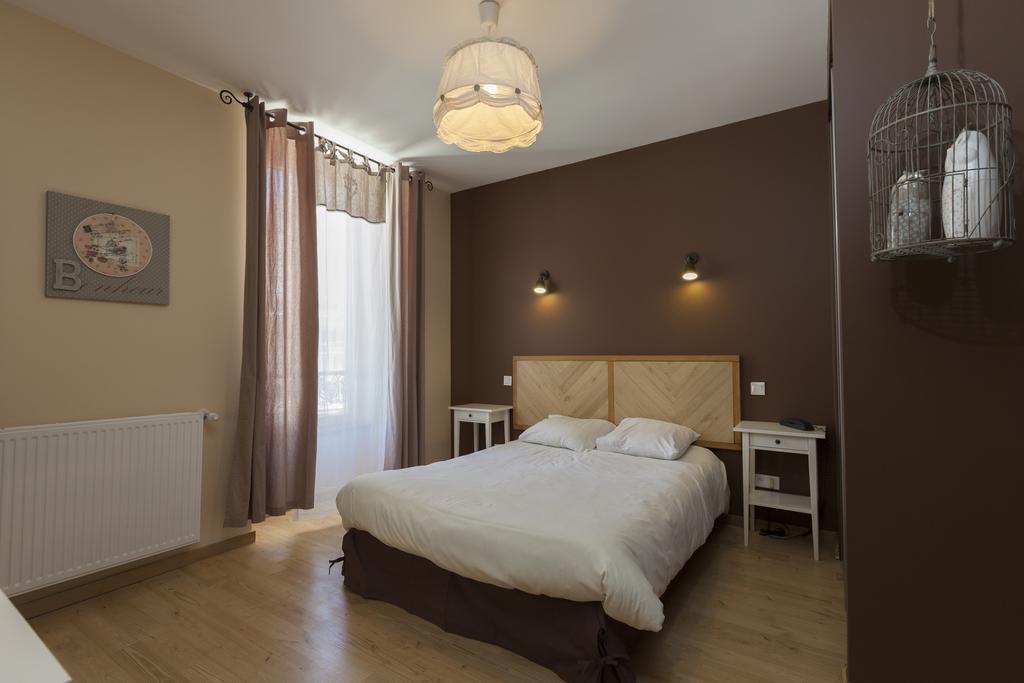 Hotel Des Alpes Le Bourg-dʼOisans 部屋 写真