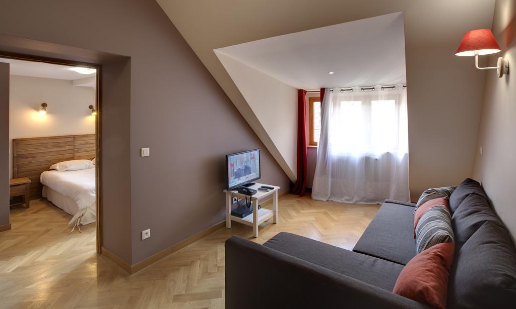 Hotel Des Alpes Le Bourg-dʼOisans エクステリア 写真